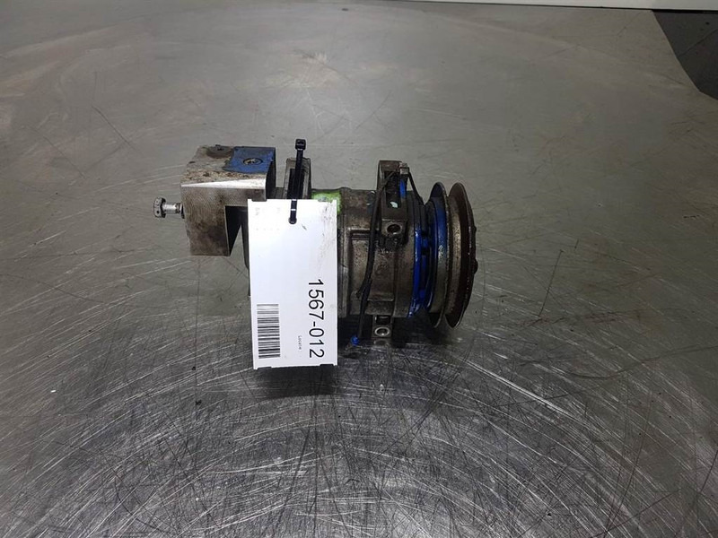 Seltec DKS15CH - Compressor/Kompressor/Aircopomp - A/C compressor for Construction machinery: picture 2 Seltec DKS15CH - Compressor/Kompressor/Aircopomp - A/C compressor for Construction machinery: picture 2