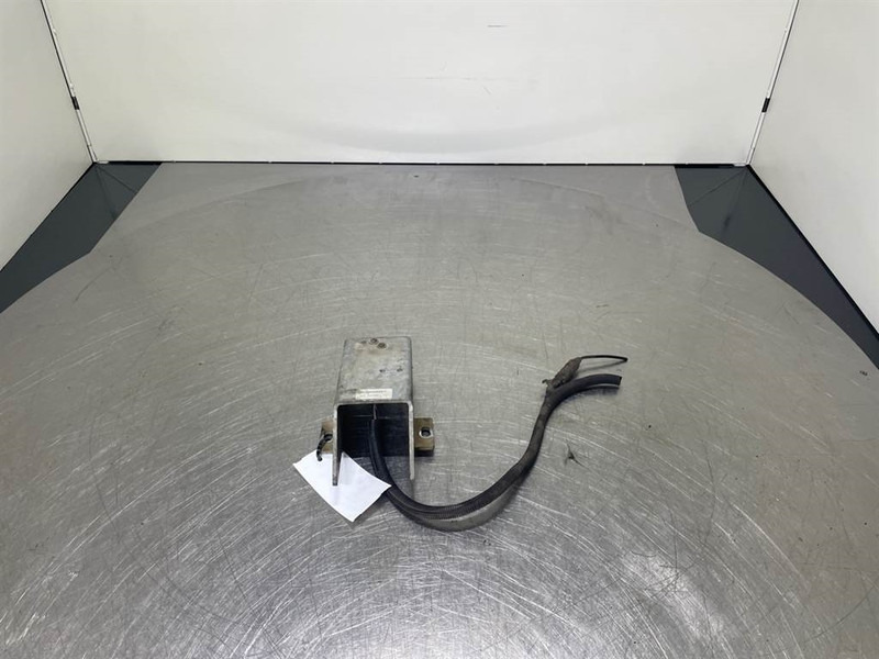 Sennebogen 835E-141092-Holder with Camera/Kamera - Cab and interior for Construction machinery: picture 2 Sennebogen 835E-141092-Holder with Camera/Kamera - Cab and interior for Construction machinery: picture 2