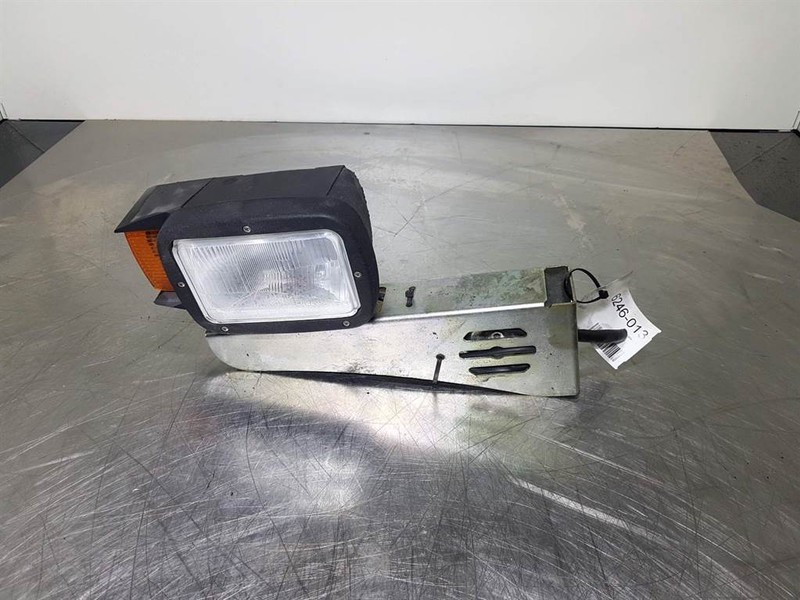 Terex TL260-0455003002-Light/Leuchte/Verlichting - Electrical system for Construction machinery: picture 1 Terex TL260-0455003002-Light/Leuchte/Verlichting - Electrical system for Construction machinery: picture 1