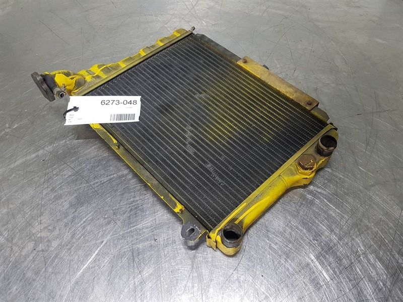 Volkswagen 477121251A-Cooler/Kühler/Koeler - Engine and parts for Construction machinery: picture 2 Volkswagen 477121251A-Cooler/Kühler/Koeler - Engine and parts for Construction machinery: picture 2