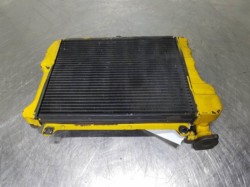Volkswagen 477121251A-Cooler/Kühler/Koeler - Engine and parts for Construction machinery: picture 3 Volkswagen 477121251A-Cooler/Kühler/Koeler - Engine and parts for Construction machinery: picture 3