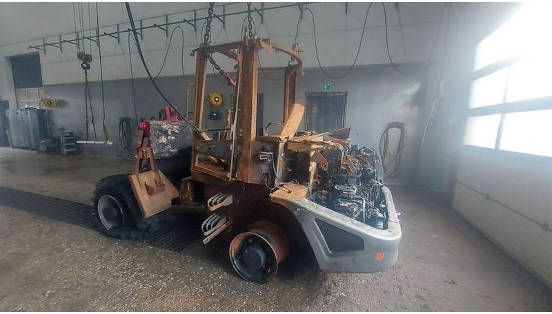 Yanmar V70 Speeder - (For parts) - Wheel loader: picture 4 Yanmar V70 Speeder - (For parts) - Wheel loader: picture 4