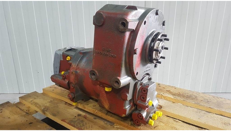 ZF 2HL - 100 - Zeppelin ZM15 - Transmission/Getriebe - Gearbox and parts for Construction machinery: picture 1 ZF 2HL - 100 - Zeppelin ZM15 - Transmission/Getriebe - Gearbox and parts for Construction machinery: picture 1