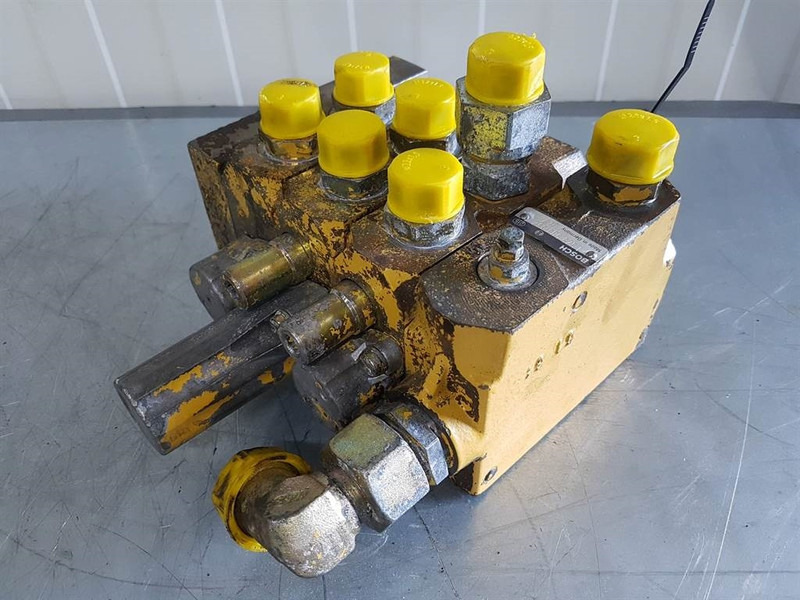 Zeppelin ZL10B-Bosch 0528113009-Valve/Ventile/Ventiel - Hydraulics for Construction machinery: picture 2 Zeppelin ZL10B-Bosch 0528113009-Valve/Ventile/Ventiel - Hydraulics for Construction machinery: picture 2