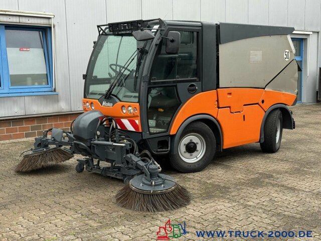 Hako Citymaster 2000 Sweeper 4 Radlenk. nur 4138 Std. - Road sweeper: picture 4 Hako Citymaster 2000 Sweeper 4 Radlenk. nur 4138 Std. - Road sweeper: picture 4