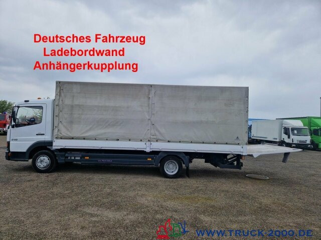 Mercedes-Benz 818 LBW AHK 10.5t. Nur 265.739 KM Schaltgetriebe - Curtainsider truck: picture 1 Mercedes-Benz 818 LBW AHK 10.5t. Nur 265.739 KM Schaltgetriebe - Curtainsider truck: picture 1