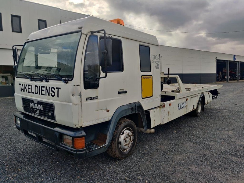 MAN 12.224 Depanneur / Depannage / Recovery Truck - Tow truck: picture 1 MAN 12.224 Depanneur / Depannage / Recovery Truck - Tow truck: picture 1