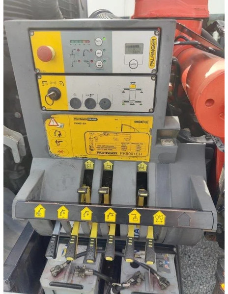 Hook lift truck, Crane truck MAN TGL 12.250 Containersysteem met kraan Palfinger PK9001 + Remote: picture 8