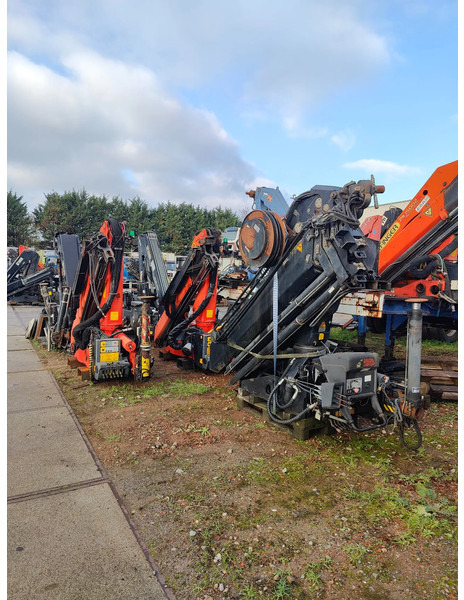 Palfinger Autolaadkranen / vrachtwagenkranen / kranen Cranes Palfinger / HIAB / Fassi / Effer - Mobile crane: picture 3 Palfinger Autolaadkranen / vrachtwagenkranen / kranen Cranes Palfinger / HIAB / Fassi / Effer - Mobile crane: picture 3