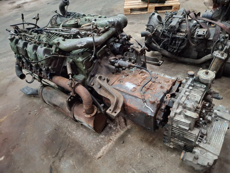 Mercedes-Benz OM422 - Engine: picture 2 Mercedes-Benz OM422 - Engine: picture 2