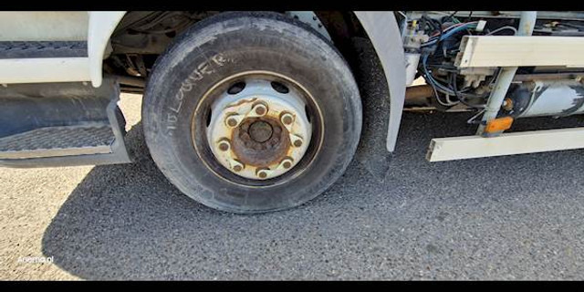 Tank truck Renault MIDLUM 220 GAS / LPG: picture 6 Tank truck Renault MIDLUM 220 GAS / LPG: picture 6