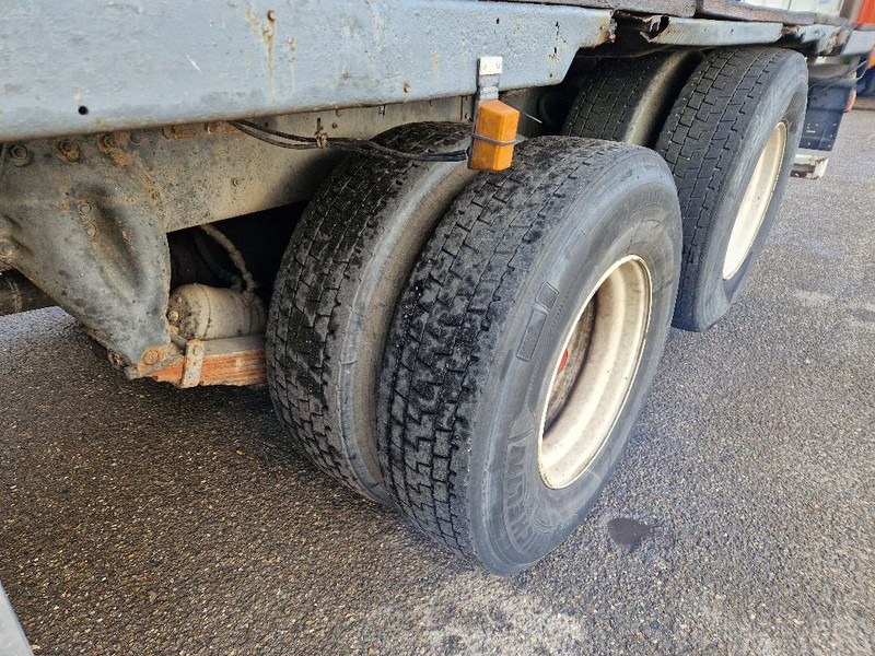 Scania R 142 H 6X2 V8 - Dropside/ Flatbed truck: picture 4 Scania R 142 H 6X2 V8 - Dropside/ Flatbed truck: picture 4