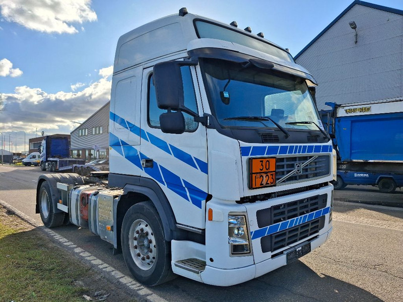 Volvo FM 380 - Tractor unit: picture 5 Volvo FM 380 - Tractor unit: picture 5