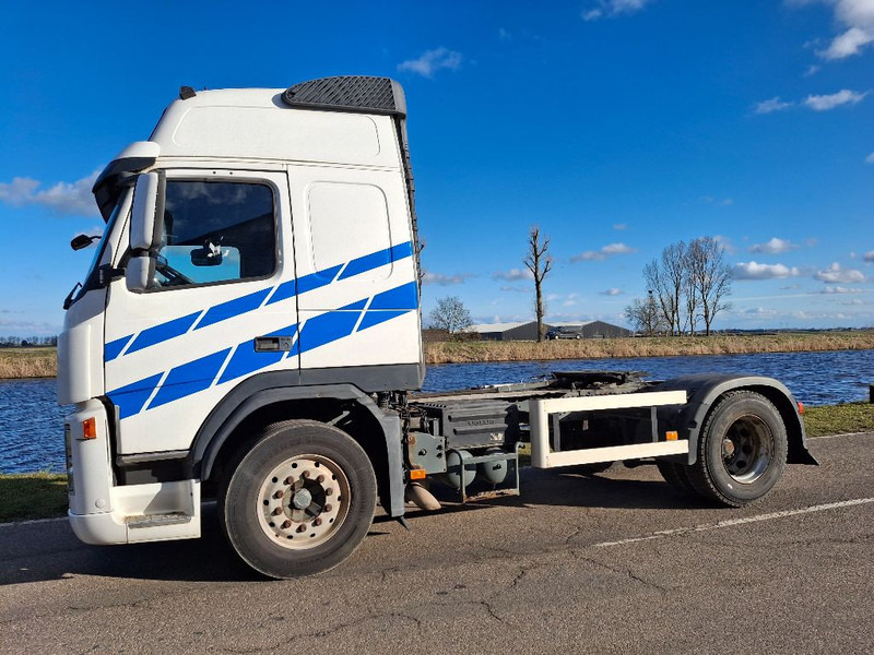 Volvo FM 380 - Tractor unit: picture 2 Volvo FM 380 - Tractor unit: picture 2