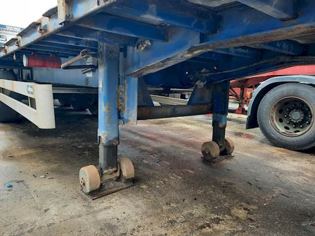 Van Hool 3B0073 - Dropside/ Flatbed semi-trailer: picture 3 Van Hool 3B0073 - Dropside/ Flatbed semi-trailer: picture 3