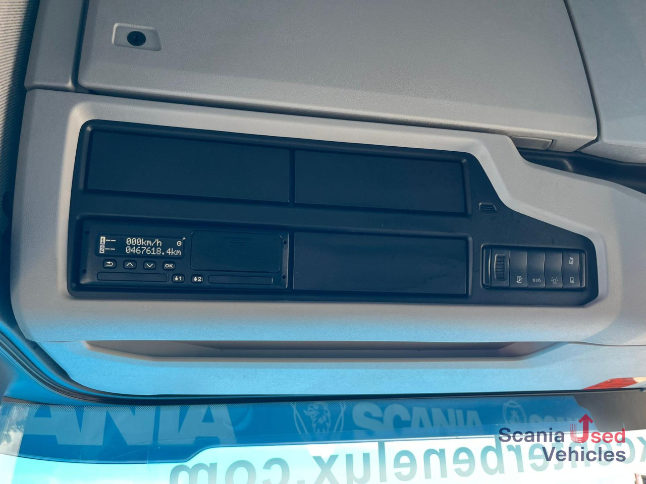 SCANIA R 500 A4x2NA RETARDER LED NAVI PTO - Tractor unit: picture 5 SCANIA R 500 A4x2NA RETARDER LED NAVI PTO - Tractor unit: picture 5