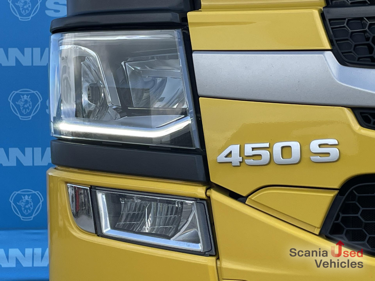 SCANIA S 450 A4X2EB RETARDER P-AIRCO MEGA LIFTING FIFTHW - Tractor unit: picture 2 SCANIA S 450 A4X2EB RETARDER P-AIRCO MEGA LIFTING FIFTHW - Tractor unit: picture 2