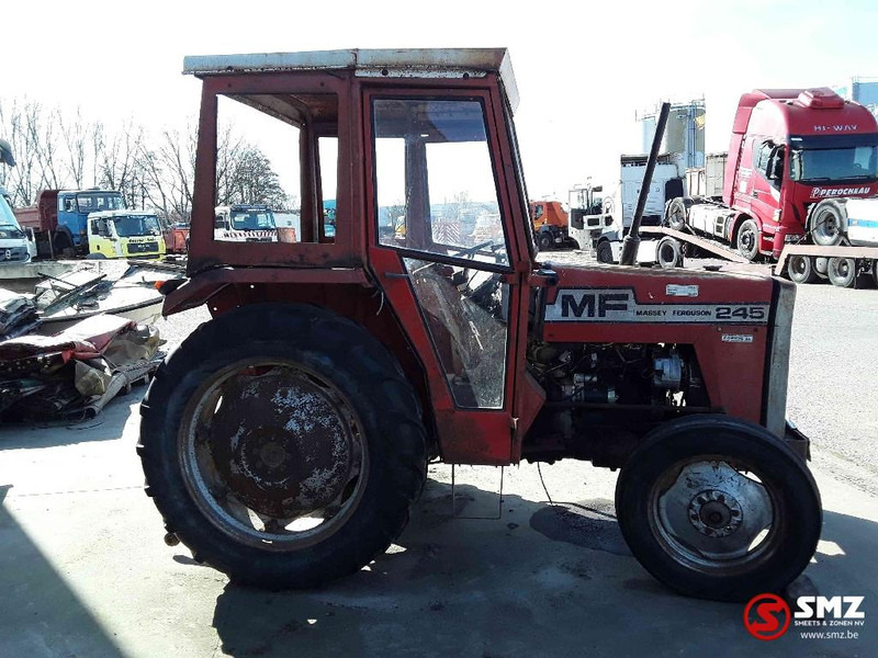 Massey Ferguson Machine - Farm tractor: picture 4 Massey Ferguson Machine - Farm tractor: picture 4