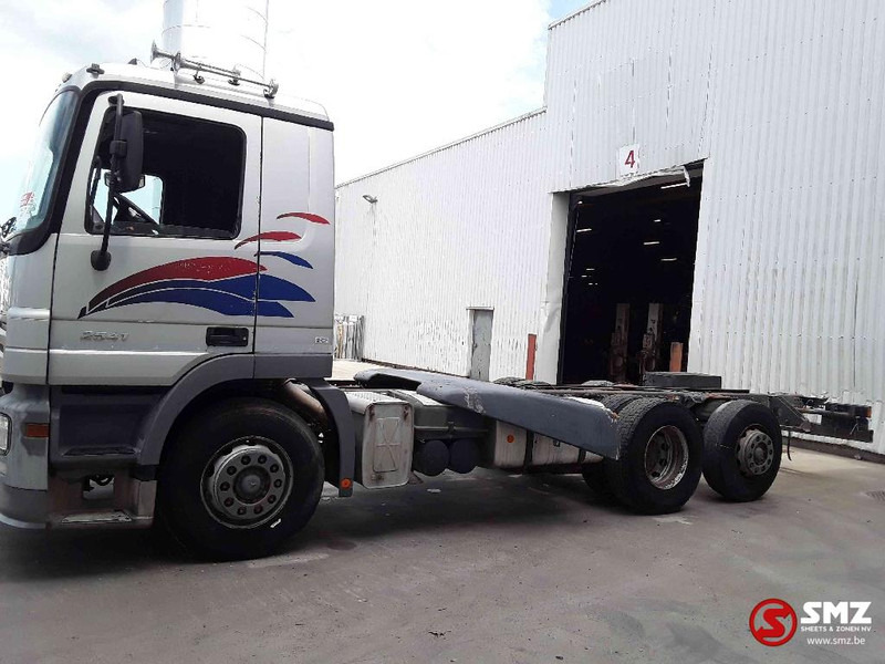Mercedes-Benz Actros 2541 manual 6x2 - Cab chassis truck: picture 5 Mercedes-Benz Actros 2541 manual 6x2 - Cab chassis truck: picture 5