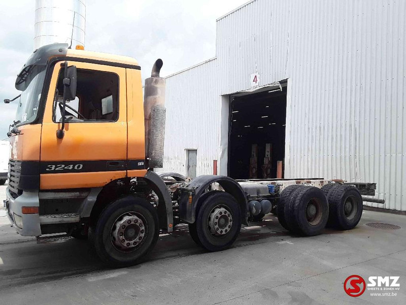 Mercedes-Benz Actros 3240 - Cab chassis truck: picture 5 Mercedes-Benz Actros 3240 - Cab chassis truck: picture 5