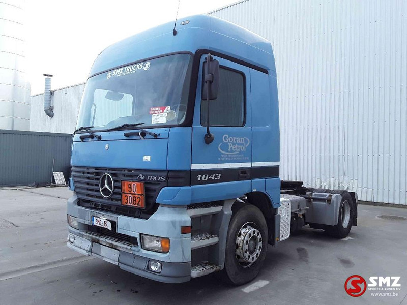 Mercedes-Benz Actros 1843 manual - Tractor unit: picture 3 Mercedes-Benz Actros 1843 manual - Tractor unit: picture 3