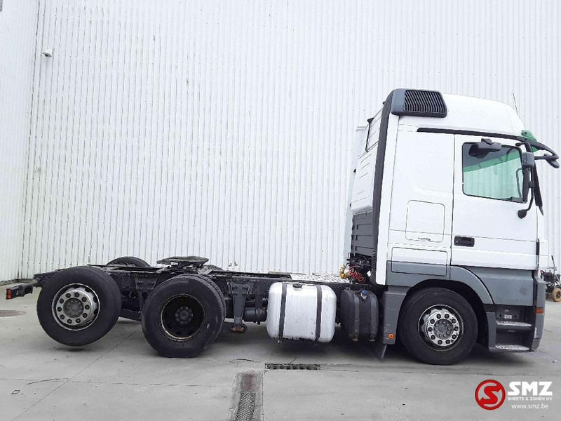 Mercedes-Benz Actros 2544 6x2 megaspace - Tractor unit: picture 4 Mercedes-Benz Actros 2544 6x2 megaspace - Tractor unit: picture 4