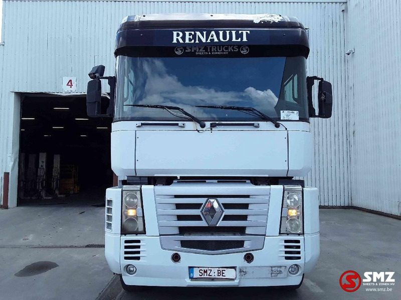 Renault Magnum 440 - Tractor unit: picture 2 Renault Magnum 440 - Tractor unit: picture 2