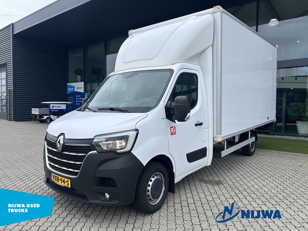 Renault Master T35 165 Navigatie + Achteruitrijcamera - Cab chassis truck: picture 1 Renault Master T35 165 Navigatie + Achteruitrijcamera - Cab chassis truck: picture 1