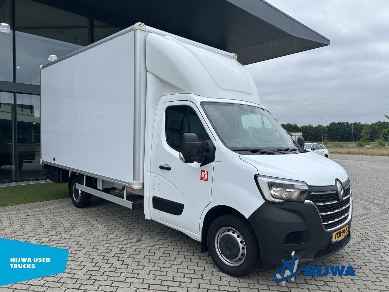 Renault Master T35 165 Navigatie + Achteruitrijcamera - Cab chassis truck: picture 2 Renault Master T35 165 Navigatie + Achteruitrijcamera - Cab chassis truck: picture 2