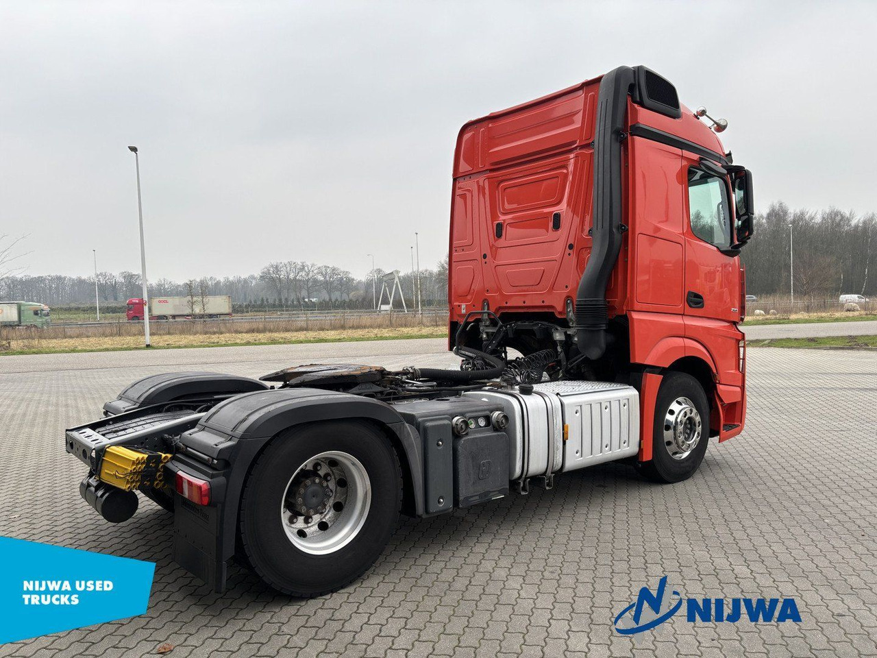 Mercedes-Benz Actros 1851 4x2 Retarder + Hydrauliek - Tractor unit: picture 3 Mercedes-Benz Actros 1851 4x2 Retarder + Hydrauliek - Tractor unit: picture 3