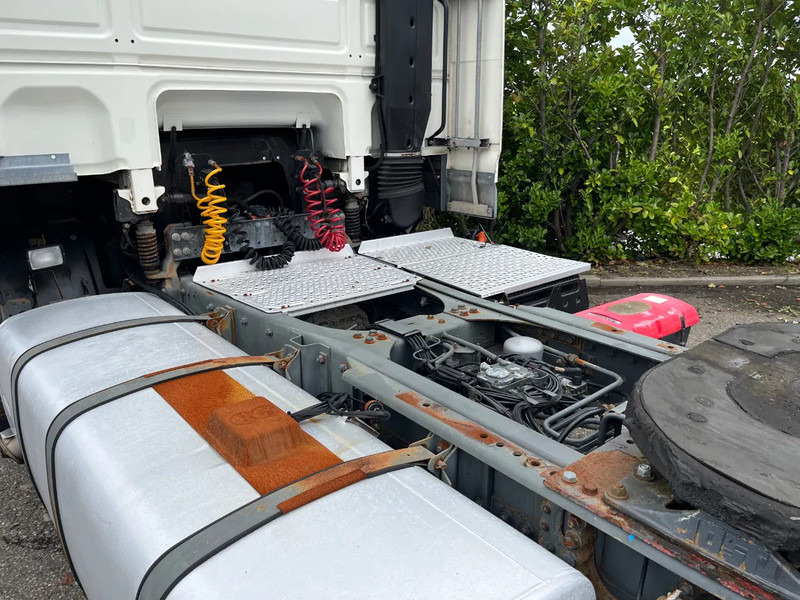 DAF XF 105 FT SC Euro5 - Tractor unit: picture 4 DAF XF 105 FT SC Euro5 - Tractor unit: picture 4