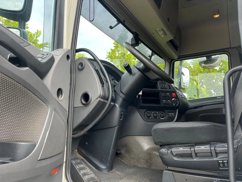 DAF XF 410 FT SC Euro6 - Tractor unit: picture 5 DAF XF 410 FT SC Euro6 - Tractor unit: picture 5