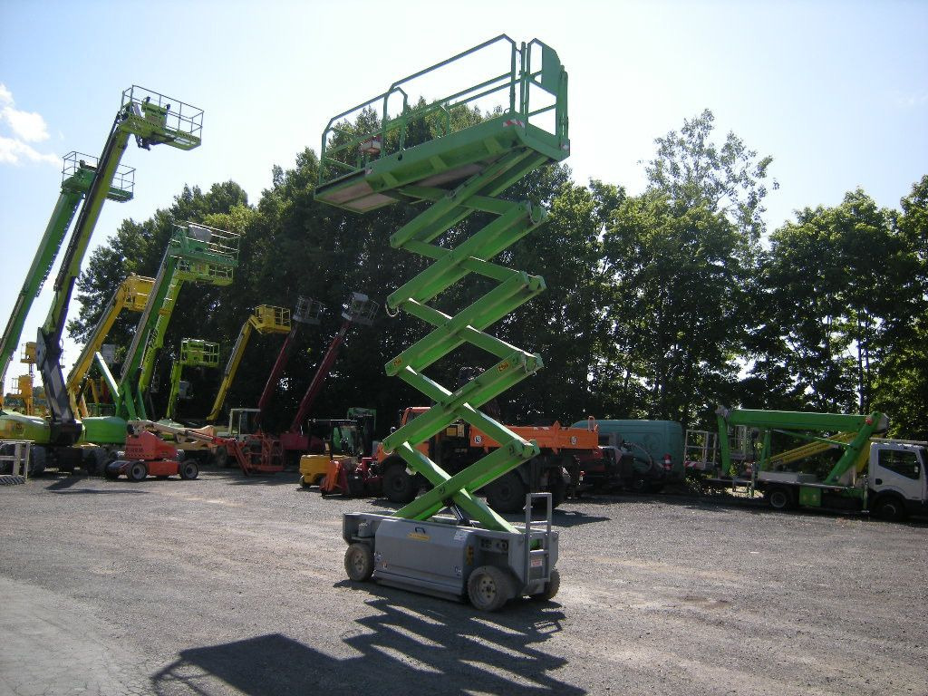 H.A.B. S124-10E 2 WD Scherenarbeitsbühne 12,4 m - Truck mounted aerial platform: picture 4 H.A.B. S124-10E 2 WD Scherenarbeitsbühne 12,4 m - Truck mounted aerial platform: picture 4