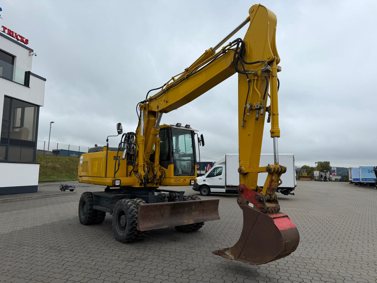 Komatsu PW 180 - 7 - Wheel excavator: picture 5 Komatsu PW 180 - 7 - Wheel excavator: picture 5