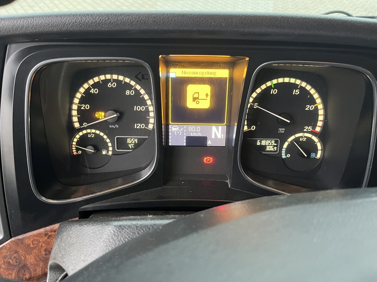 Mercedes-Benz Actros 2545 6x2 Effer - Atlas 265-A6 Lenk- Liftachse - Dropside/ Flatbed truck, Crane truck: picture 2 Mercedes-Benz Actros 2545 6x2 Effer - Atlas 265-A6 Lenk- Liftachse - Dropside/ Flatbed truck, Crane truck: picture 2