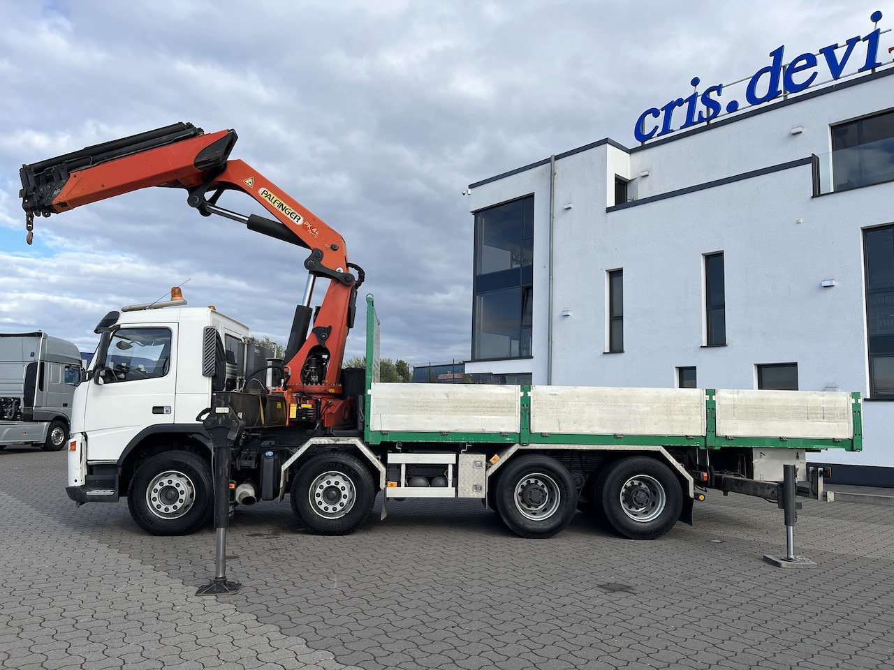 Dropside/ Flatbed truck, Crane truck Volvo FM 440 8x4  Palfinger PK 44002   Wechselsystem: picture 13