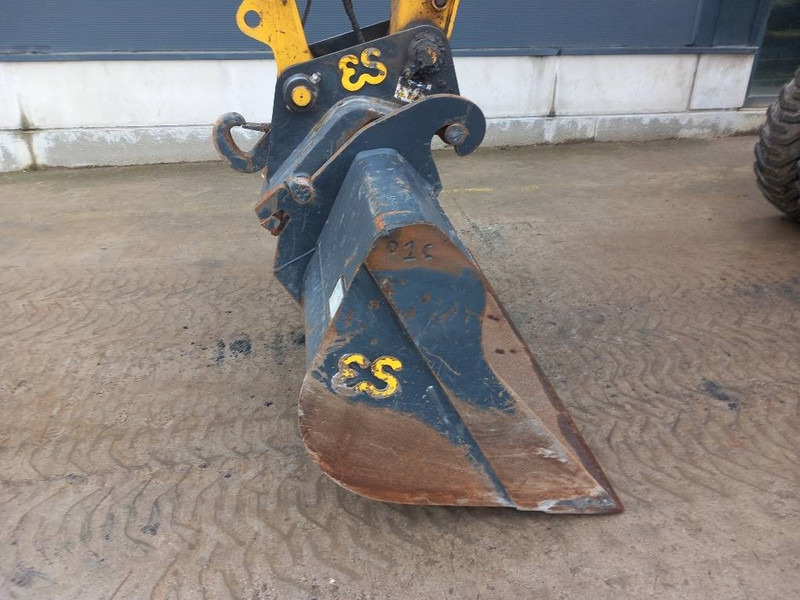 Komatsu PW160-11E0 - Wheel excavator: picture 3 Komatsu PW160-11E0 - Wheel excavator: picture 3