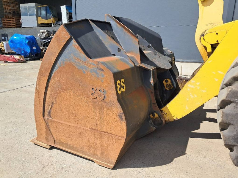 Komatsu WA475-10E0 - Wheel loader: picture 5 Komatsu WA475-10E0 - Wheel loader: picture 5