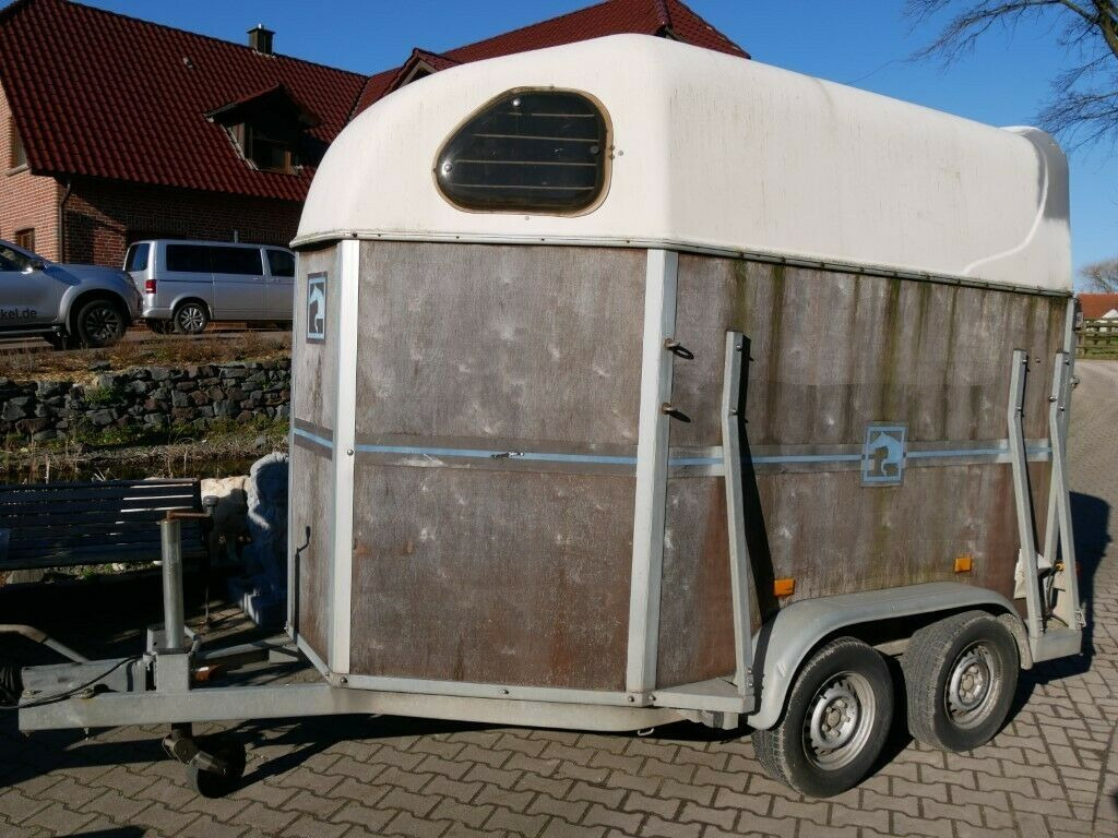 Holz Poly 2 Pferde - Horse trailer: picture 1 Holz Poly 2 Pferde - Horse trailer: picture 1