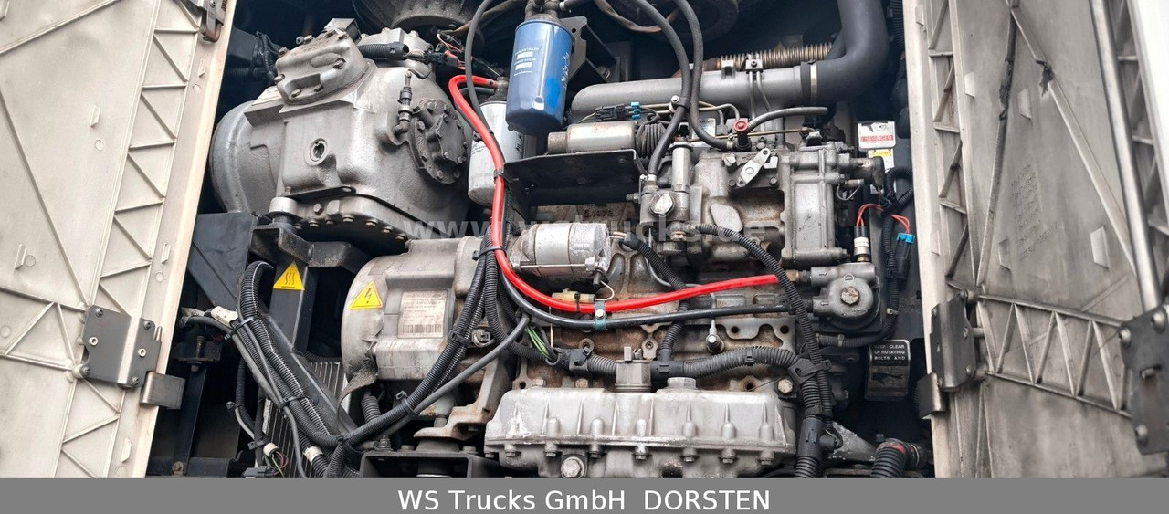 Schmitz Cargobull Kühlauflieger Rohrbahn Hooks | Vector 1850 MT - Closed box semi-trailer: picture 4 Schmitz Cargobull Kühlauflieger Rohrbahn Hooks | Vector 1850 MT - Closed box semi-trailer: picture 4