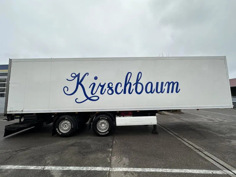Krone Cool Liner 2 - Achs CITYSATTEL*Lenkachse*Carrier 1300*TÜV NEU!! - Refrigerator semi-trailer: picture 3 Krone Cool Liner 2 - Achs CITYSATTEL*Lenkachse*Carrier 1300*TÜV NEU!! - Refrigerator semi-trailer: picture 3
