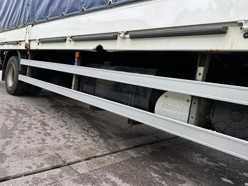 New Curtainsider truck MAN TGL 12.250 BL Pri/Plane LBW 18 Paletten Schalter: picture 15