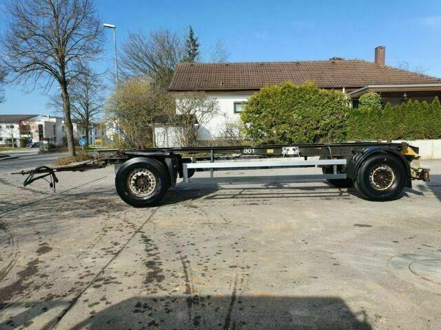 Schmitz Cargobull 4 x Lafette Standard elox/verzinkt TÜV NEU! 4 x Lafette Standard elox/verzinkt TÜV NEU! - Chassis trailer: picture 2 Schmitz Cargobull 4 x Lafette Standard elox/verzinkt TÜV NEU! 4 x Lafette Standard elox/verzinkt TÜV NEU! - Chassis trailer: picture 2