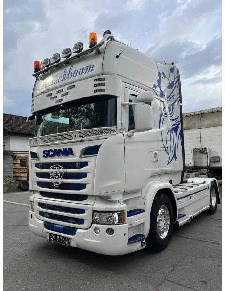 Scania R520 V8 Topline Standard Intarder E6 - Tractor unit: picture 1 Scania R520 V8 Topline Standard Intarder E6 - Tractor unit: picture 1