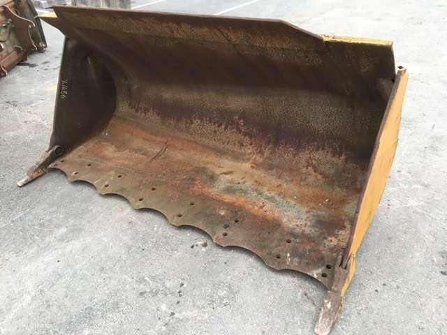 2340 mm - Loader bucket: picture 1 2340 mm - Loader bucket: picture 1