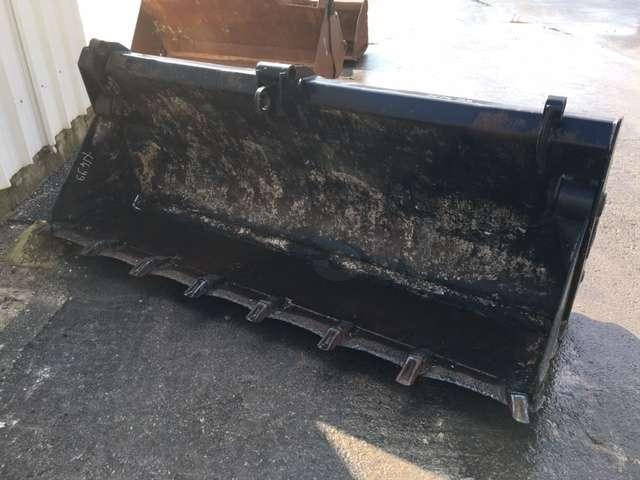 2350mm - Loader bucket: picture 1 2350mm - Loader bucket: picture 1