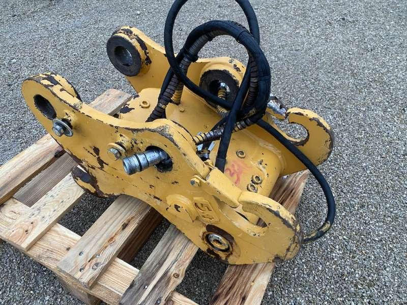 LIEBHERR SW33 - origine Liebherr 308 - Quick coupler for Construction machinery: picture 4 LIEBHERR SW33 - origine Liebherr 308 - Quick coupler for Construction machinery: picture 4