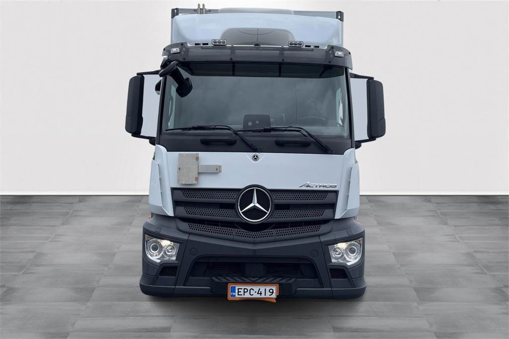 Mercedes-Benz Actros 1827 4x2 8,7m umpikori+PL nostin - Isothermal truck: picture 3 Mercedes-Benz Actros 1827 4x2 8,7m umpikori+PL nostin - Isothermal truck: picture 3