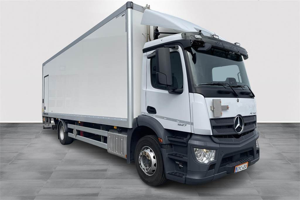 Mercedes-Benz Actros 1827 4x2 8,7m umpikori+PL nostin - Isothermal truck: picture 2 Mercedes-Benz Actros 1827 4x2 8,7m umpikori+PL nostin - Isothermal truck: picture 2