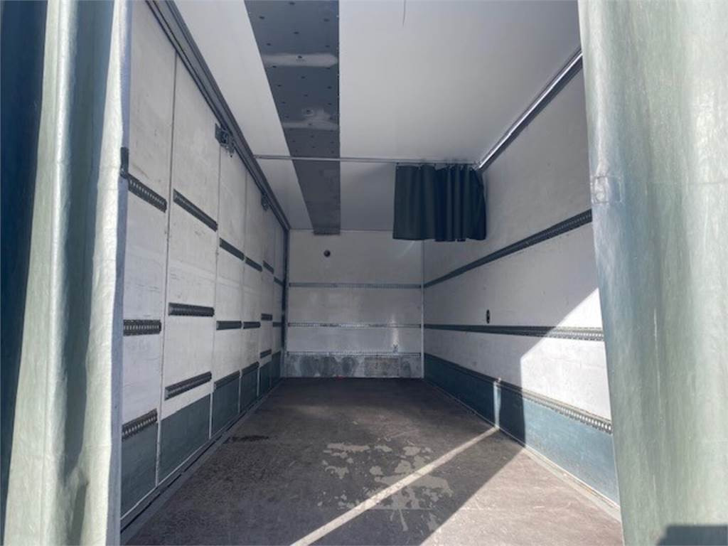Mercedes-Benz Actros 5 1827L - Box truck: picture 5 Mercedes-Benz Actros 5 1827L - Box truck: picture 5